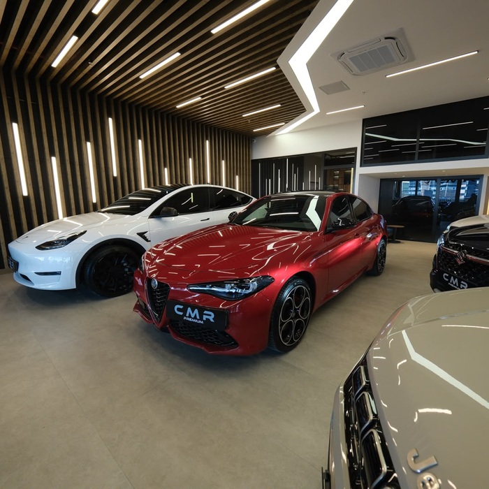 Tesla ve Alfa Romeo
